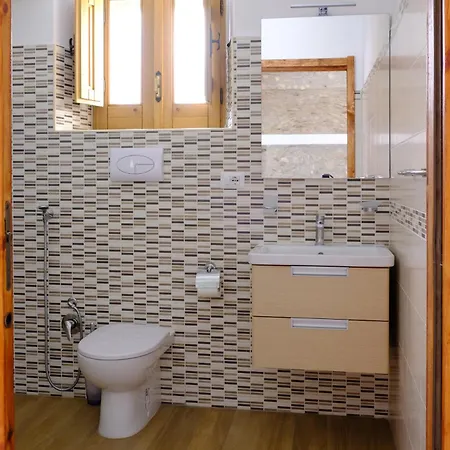 Ospitalita Diffusa Jungi Mundu - Casa Diritti Umani Отель типа 